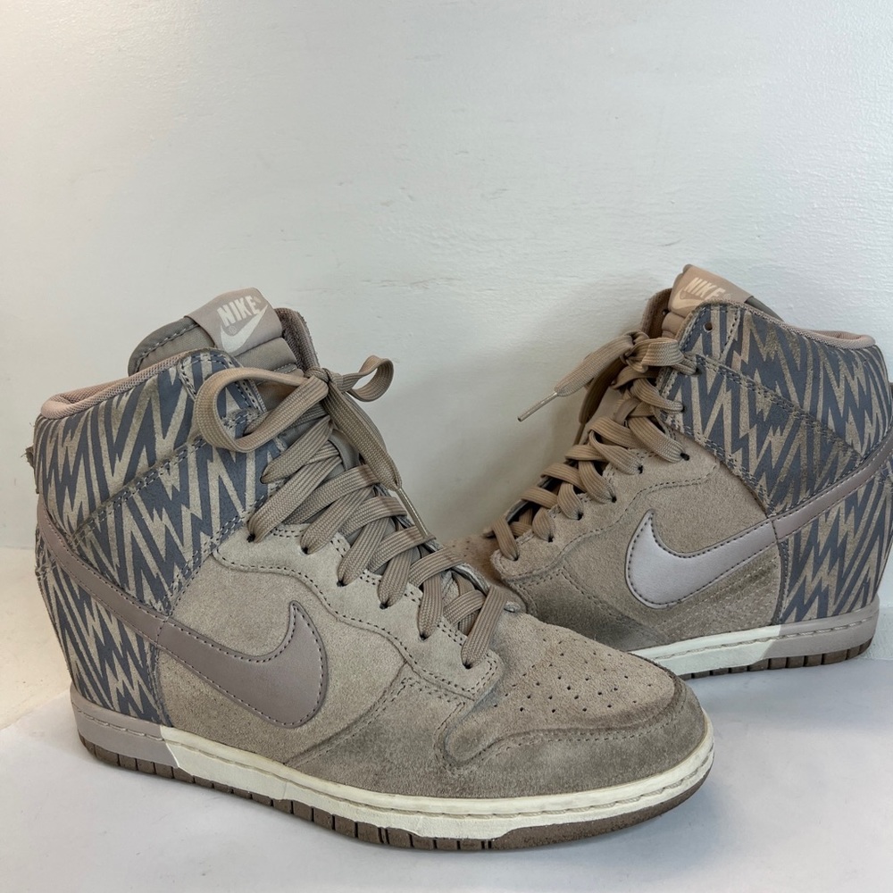 Nike Dunk Sky Hi Hidden Wedge Gray Suede Bolt 543258-003 Women’s Size 9